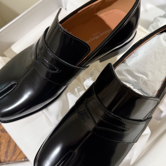 Tabi Loafers Genuine Leather - Picture 2 of 4